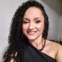 Júnia Natane Queiroz Vieira