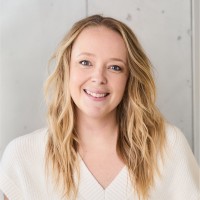 Genevieve Fabre , Apdiq
