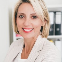 Anja Schmid