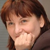 Анна Попова