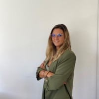 Alejandra López González