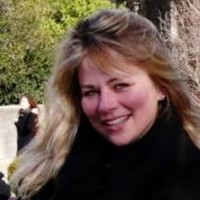 Tina Broad