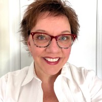 Lise Bujold, CMM, CAE