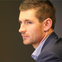 Andrew Commins