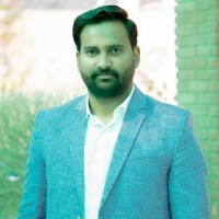 Qamar Abbas