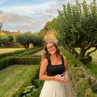 Abigail Hartog