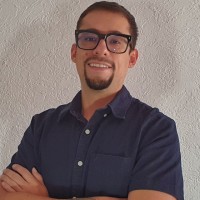 Héctor D. Raya Uriza