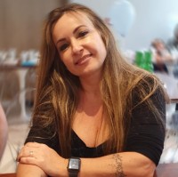 Simone Derze
