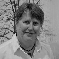 Louise Mills