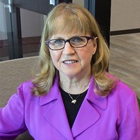 Lois Ribner