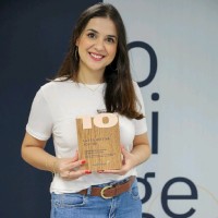 Laura Helena Aguiar