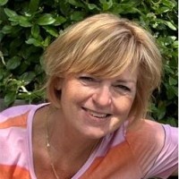 Yvonne Looye