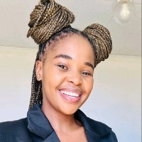 Hlengiwe Hadebe