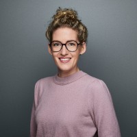 Dr. Christine Blume