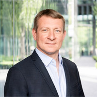 Dr. Stephan Binder