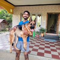 Dr. Vivek Gowda