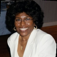 Gloria Holmes