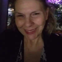 Suzanne West