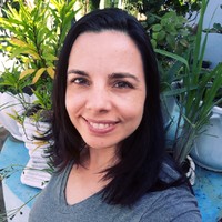 Raquel Ferronato Longaray