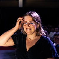 Estée Stoels