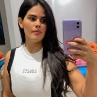 Andrezza Gomes