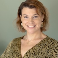 Laura M. Bronkhorst