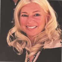 JoAnn Leone