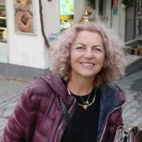 Leonora Dobroshi