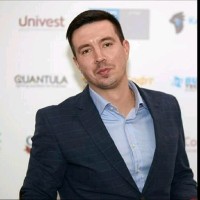 Yuriy Melnichenko