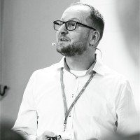 Simon Hammer