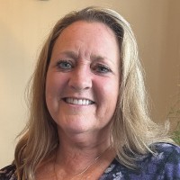 Deanna Hunter