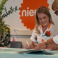 Jet De Boer