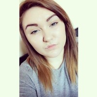 Chloe Groves