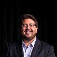 Troy Tavangar