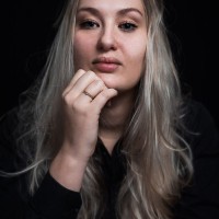 Lisa De Vries