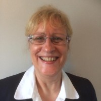 Lynne Snell