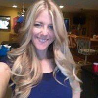Julie Vahos