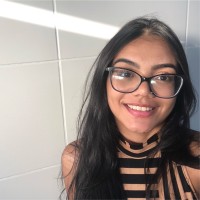 Julia F. Cavalcante