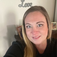 Leslee Hogard
