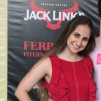 Flávia Ferreira