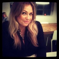 Suzanne Giles