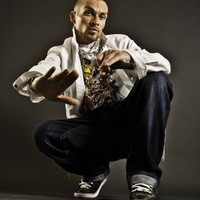 Shane Dennis