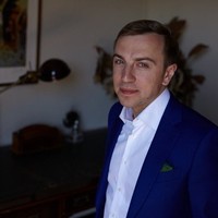 Dmitry Starovoytov