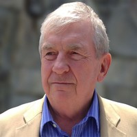 Larry  B Grimes
