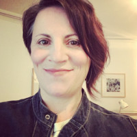 Stella Robertson
