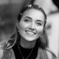 Molly Capstick