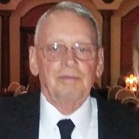 Tom Manzer SR.