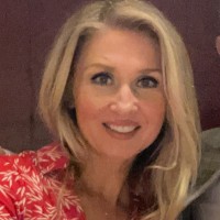 Leah Rowe