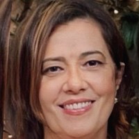 Ana Edith Rezende de Carvalho Santos