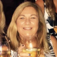 Carolyn Arnold